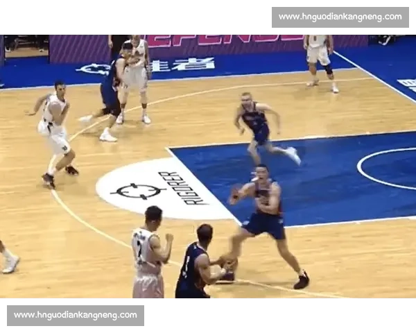 NBL 第 13 轮五佳球：格洛弗抢断空接暴扣 布里斯科转身勾手 2+1 领衔