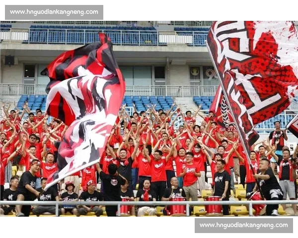 株洲美女球迷燃爆主场！手绘助威株洲队 30 大捷